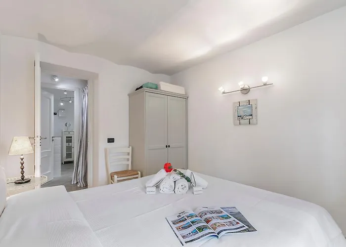 Apartment Sea Breeze Garavan New York - Happy *